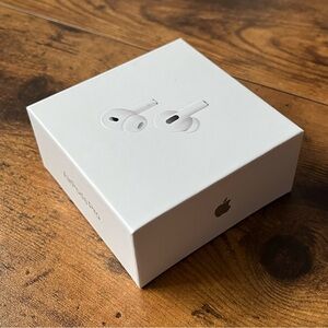 Apple AirPods Pro with Wireless Charging Case